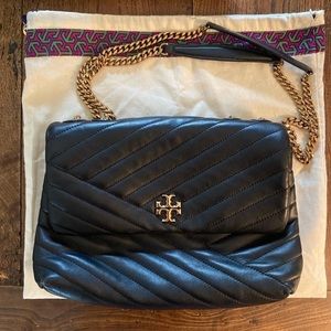Tory Burch Kira Chevron Convertible Shoulder Bag in Black.